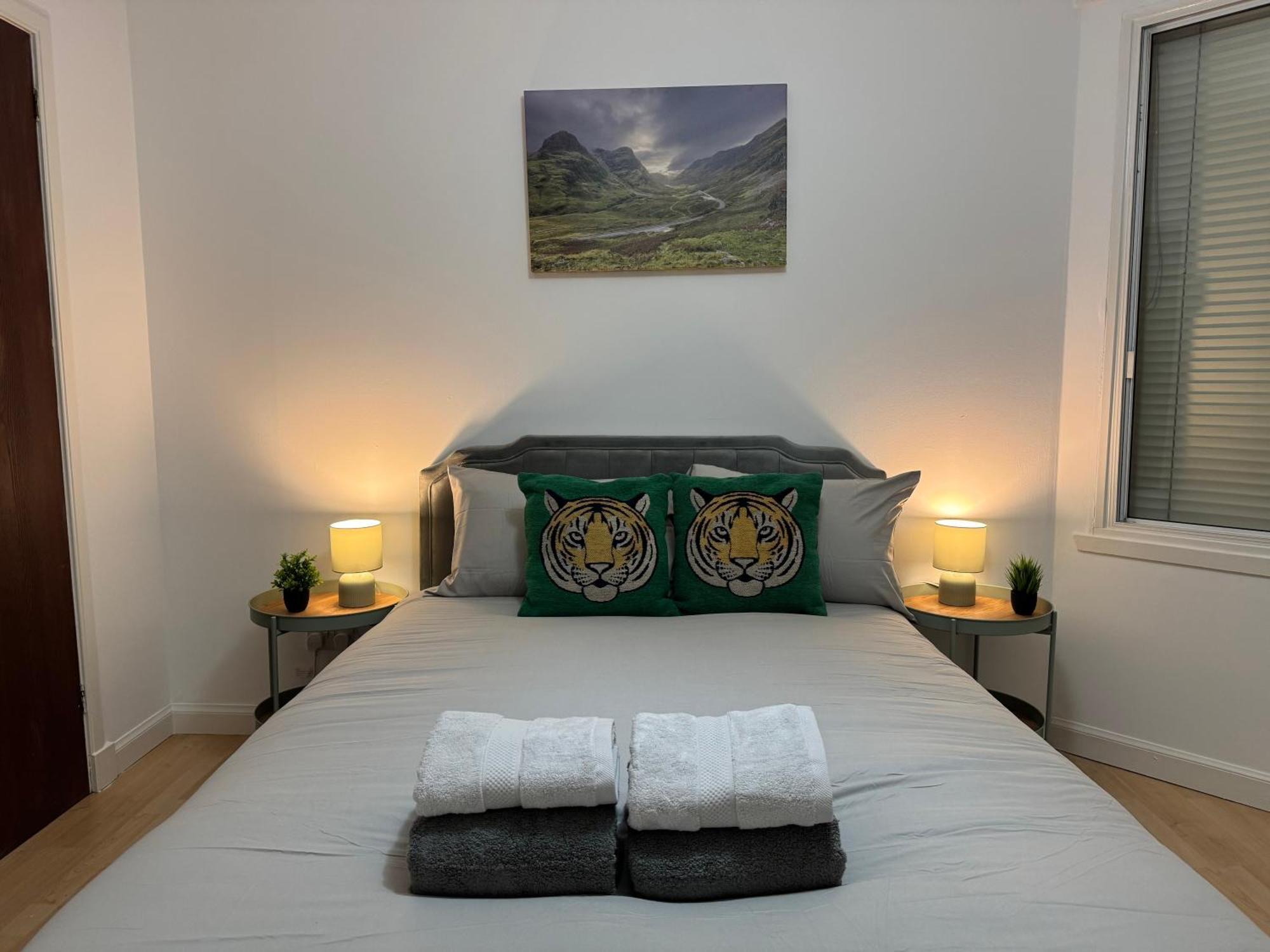 Apartment Cozy At Prime Location With Free Private Parking *