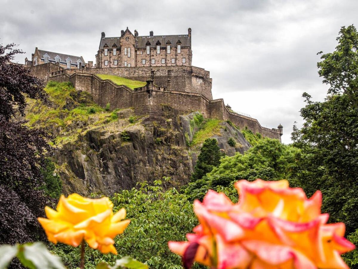 Cozy At Prime Location With Free Private Parking Edinburgh